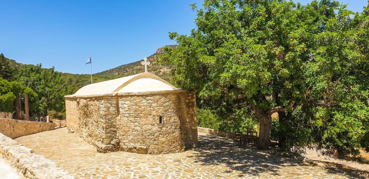 הוילה נאו חוריו Yiangos House מראה חיצוני תמונה